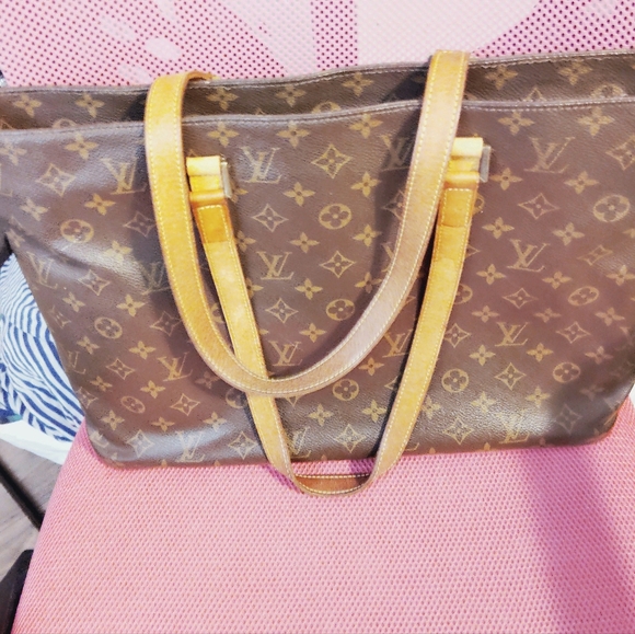 Louis Vuitton Handbags - Not For Salee